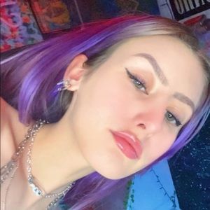 Meet your Posher, Margo